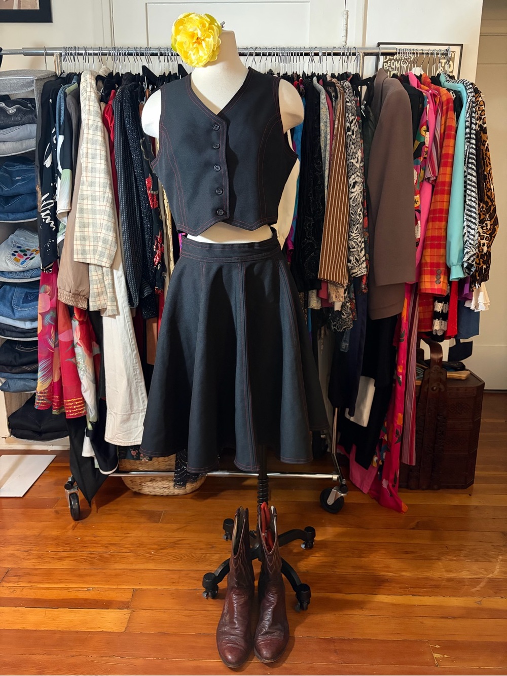 Vintage 2 Piece Black Contrast Stitch Vest and Skirt Set Crop Flared Co-ord